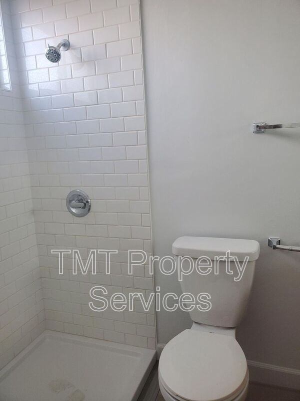 9002 Salmon Falls Dr - Photo 4 of 16