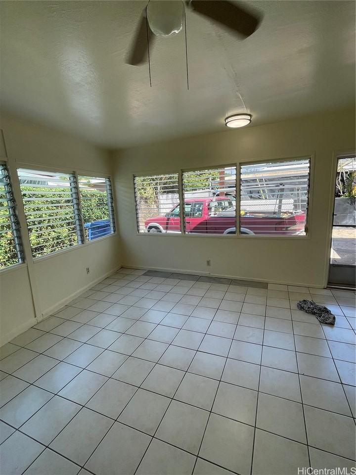 94-125 Pahu St #37 - Photo 5 of 8