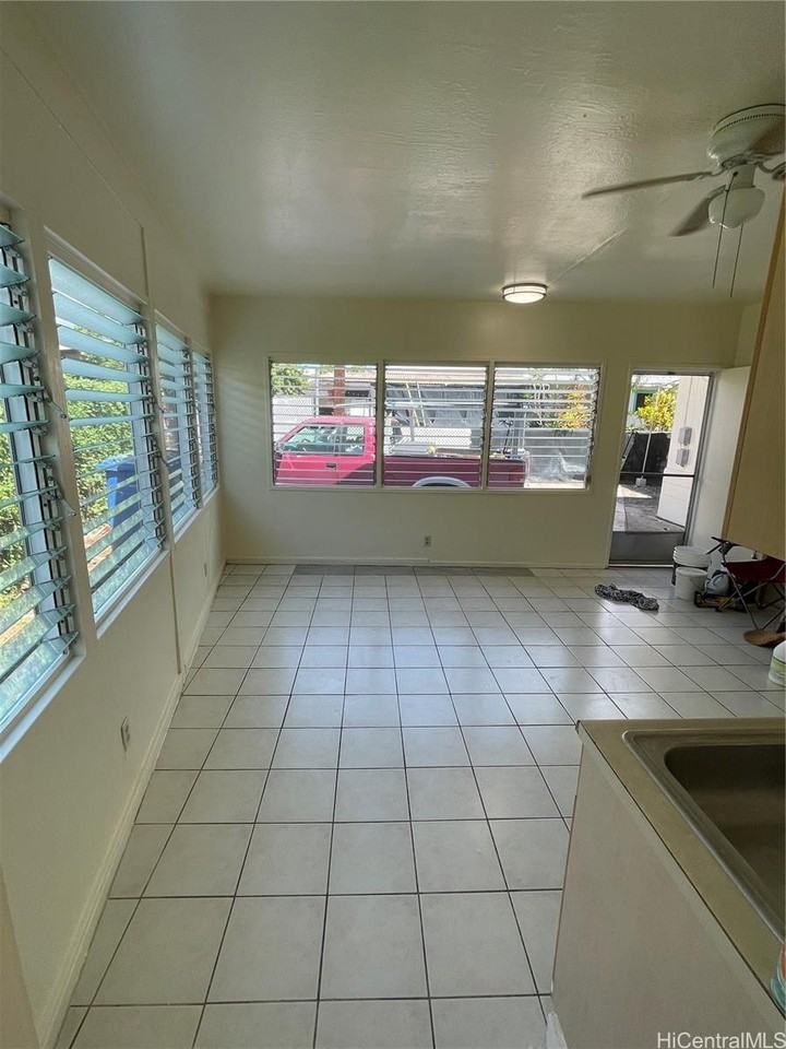 94-125 Pahu St #37 - Photo 7 of 8