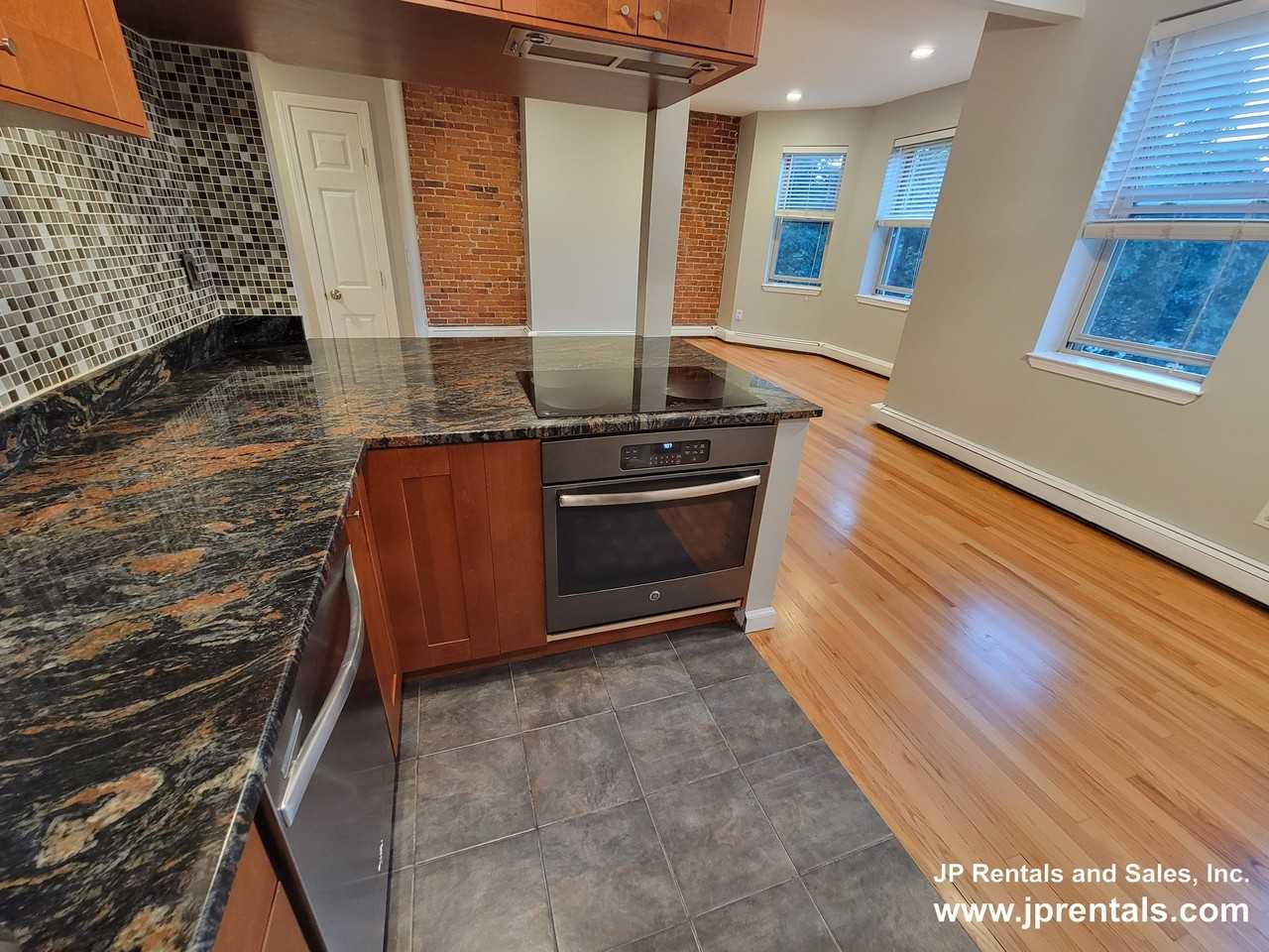 390 Riverway #16CO - Photo 3 of 11