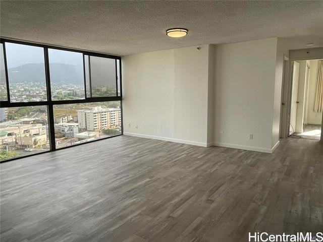 2724 Kahoaloha Ln #1801 - Photo 2 of 14