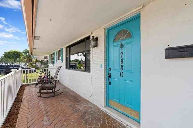 7880 Nw 11th St #0 - Photo 6 of 24