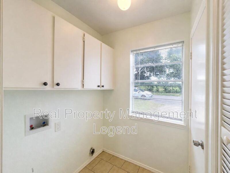 112 Oak Hill Dr - Photo 7 of 15