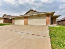 4313 Edinburg Way - Photo 1 of 1