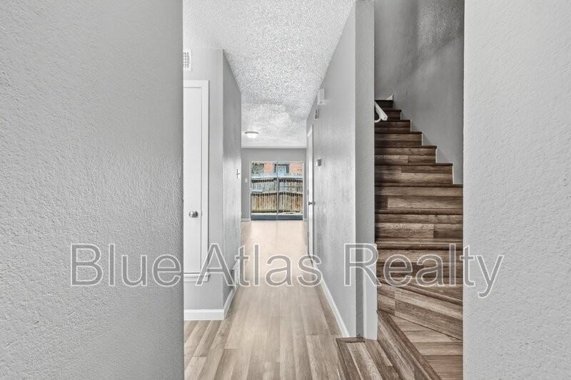 8108 Foxfire Ln #B - Photo 4 of 17