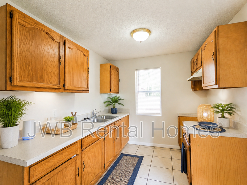 5363 Tequesta Ct - Photo 3 of 11