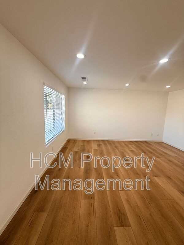 23709 Maidstone Pl - Photo 6 of 41