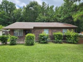 featured image of 2703 Gregg Ave