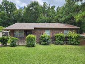 2703 Gregg Ave - Photo 1 of 1
