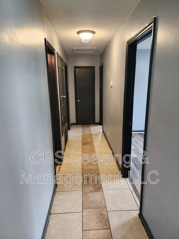 2703 Gregg Ave - Photo 7 of 14