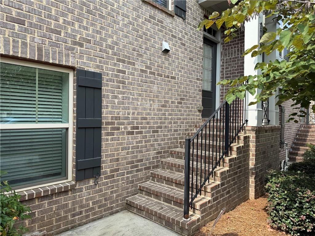 3487 New Fawn Ln - Photo 2 of 33