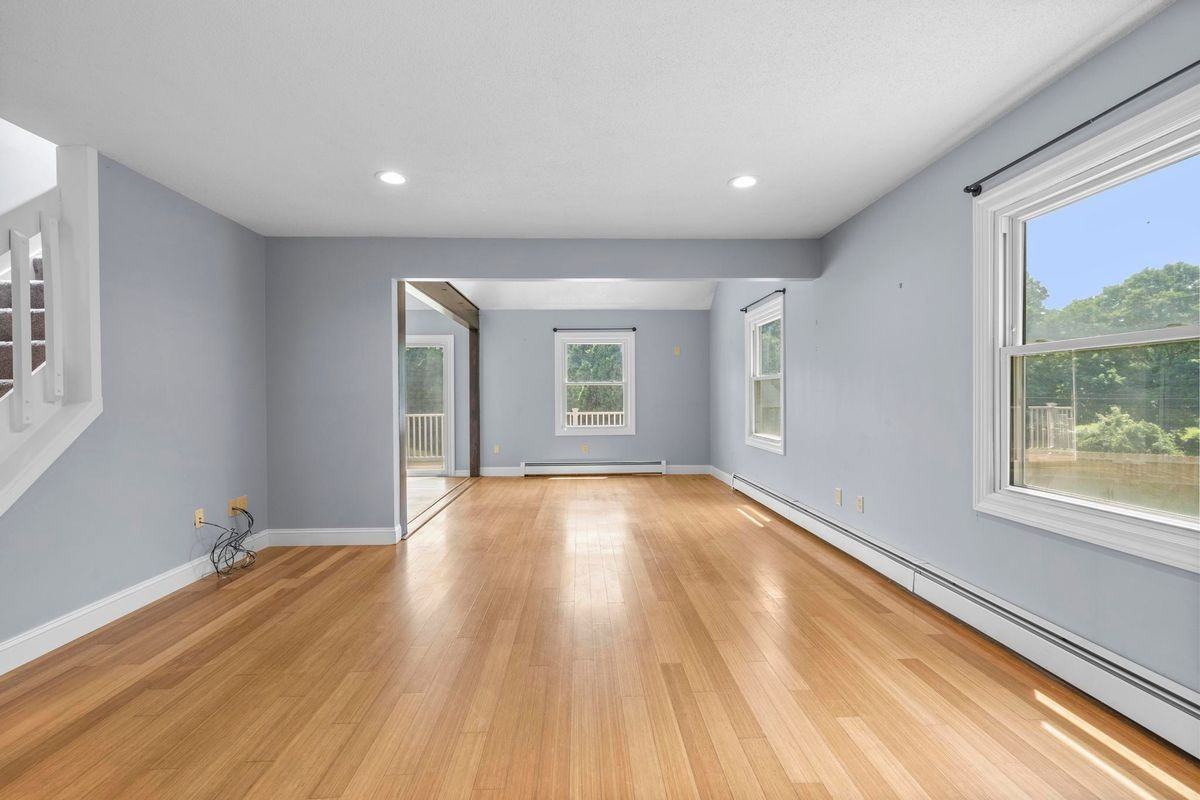 103 Birch Rd - Photo 5 of 34