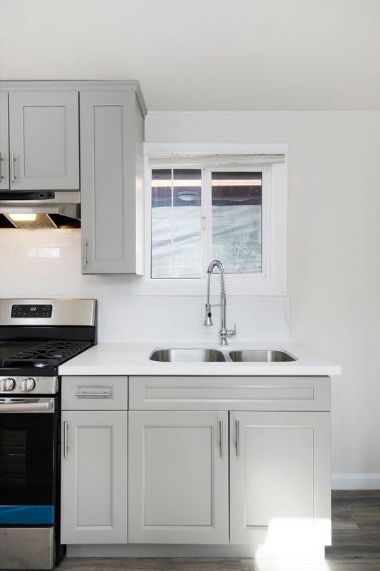 3087 Inez St - Photo 7 of 19
