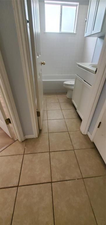 8617 Talyne Chaise Cir ##B - Photo 2 of 16