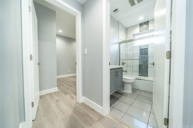 4820 St Charles Pl ##1/4 - Photo 2 of 10