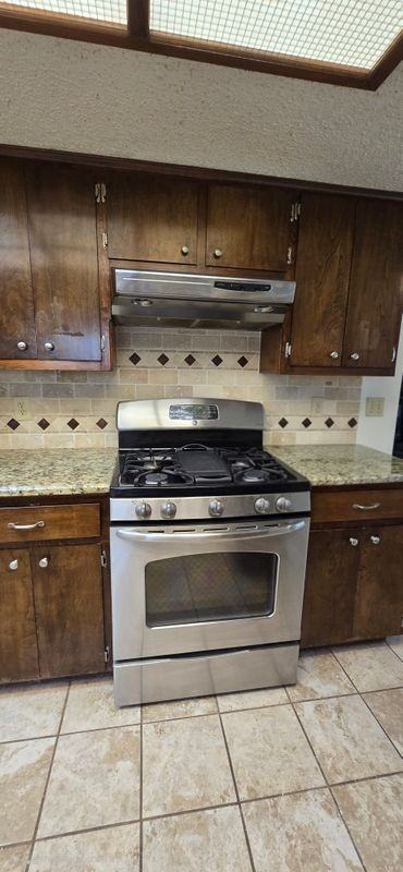 10909 Hillside Oak Ln - Photo 5 of 13