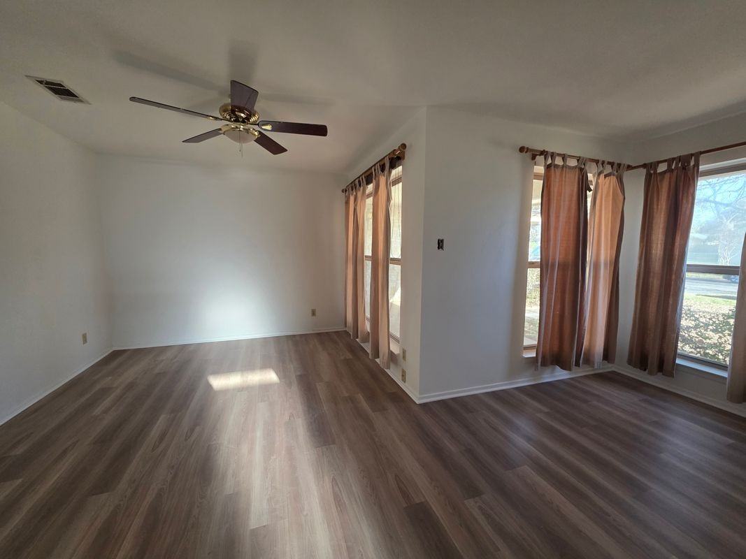 10909 Hillside Oak Ln - Photo 6 of 13