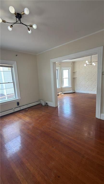 228 Baker St - Photo 2 of 11