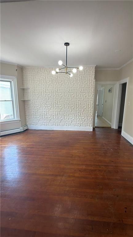 228 Baker St - Photo 3 of 11