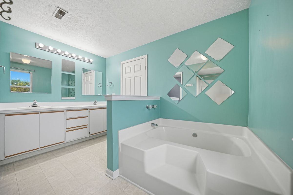 1474 Millbrook Trl - Photo 6 of 6