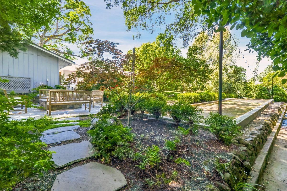 1064 Westridge Ave - Photo 7 of 31