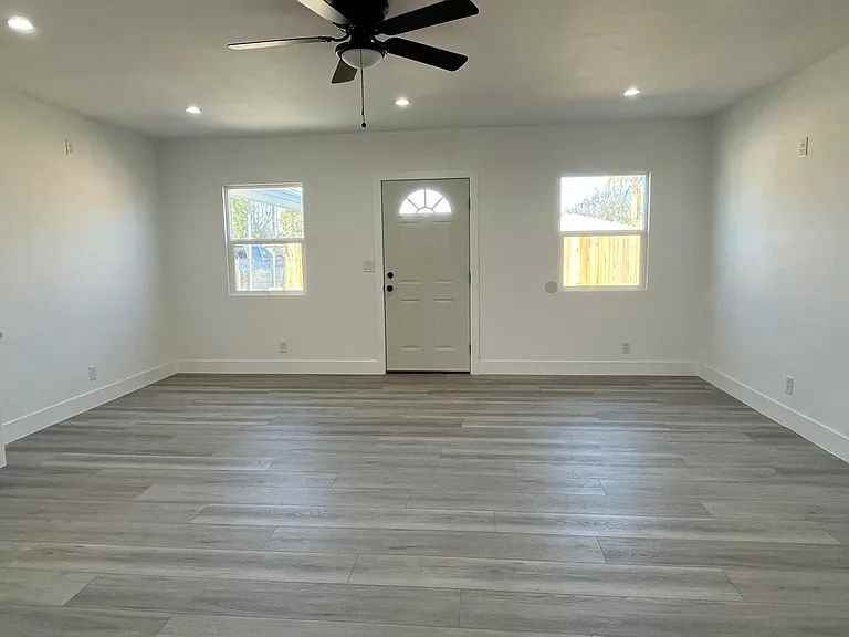 7363 Ysmael Villegas St ##A - Photo 6 of 13