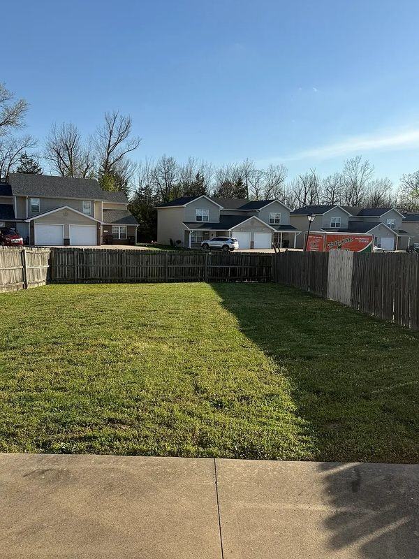 1530 Citadel Dr - Photo 2 of 8