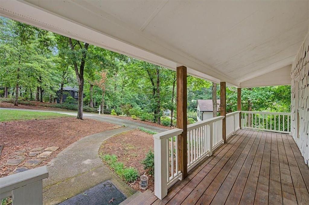 3868 Emerson St - Photo 4 of 34