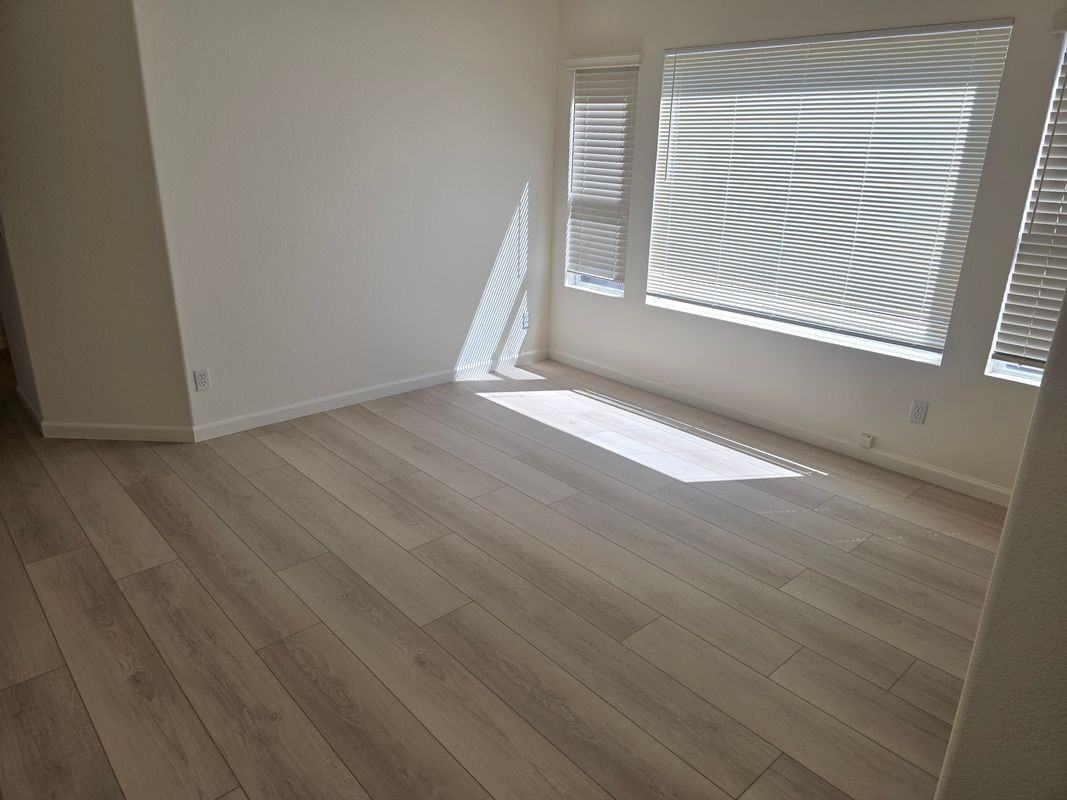 549 Cascade Dr - Photo 7 of 18