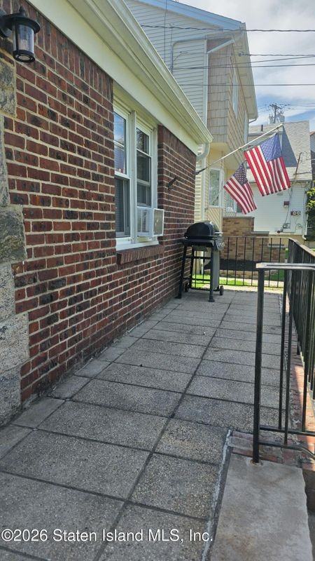 14 Atlantic Ave - Photo 4 of 26