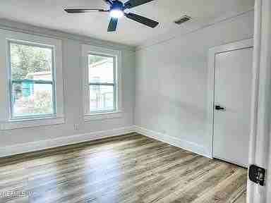 1224 Kennard St - Photo 5 of 10