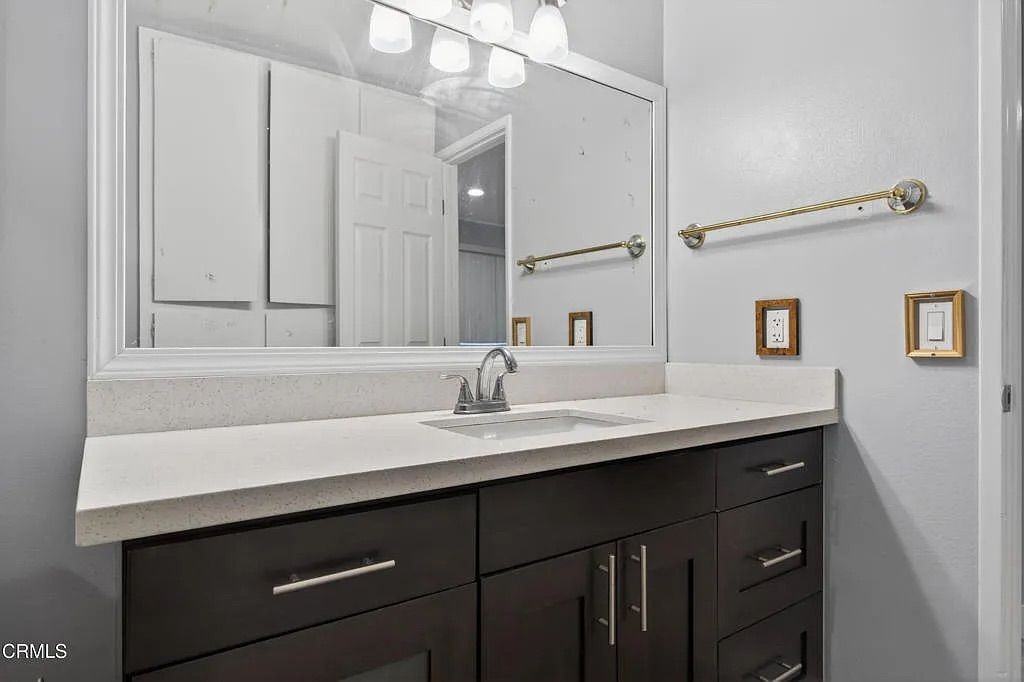 4351 Frost Dr - Photo 6 of 10