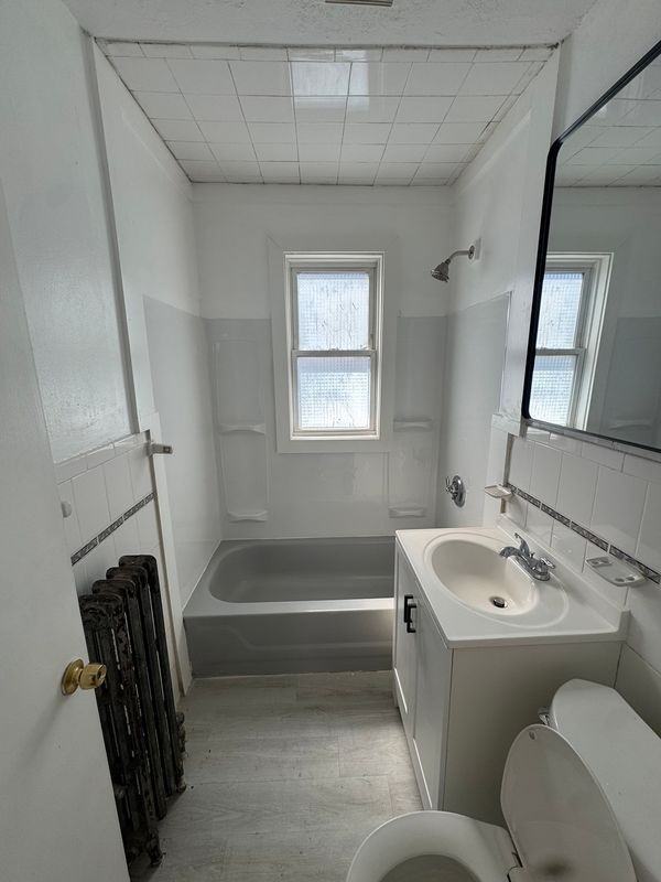 196 Reservation Rd - Photo 2 of 8