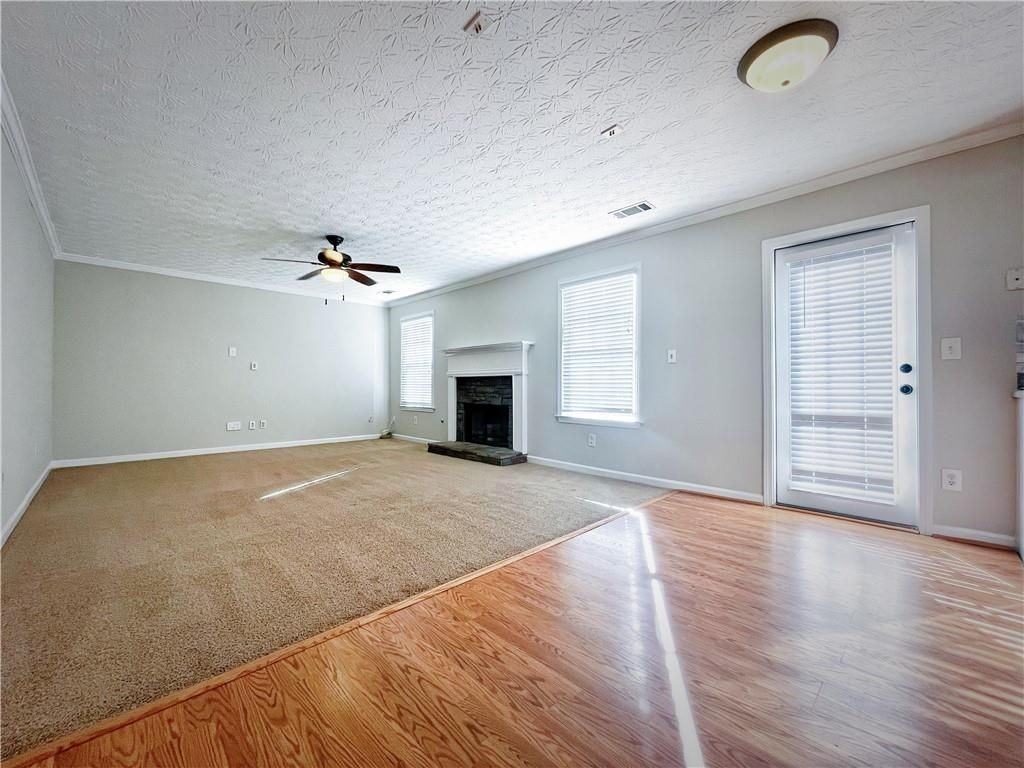 3368 Hill Pond Dr - Photo 6 of 24