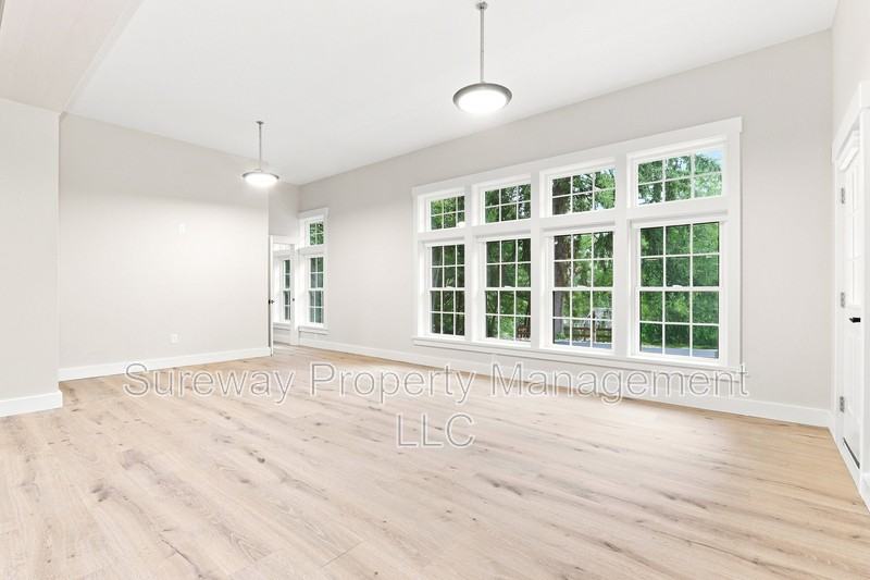 5565 Pennell Rd #2ndFL - Photo 3 of 15
