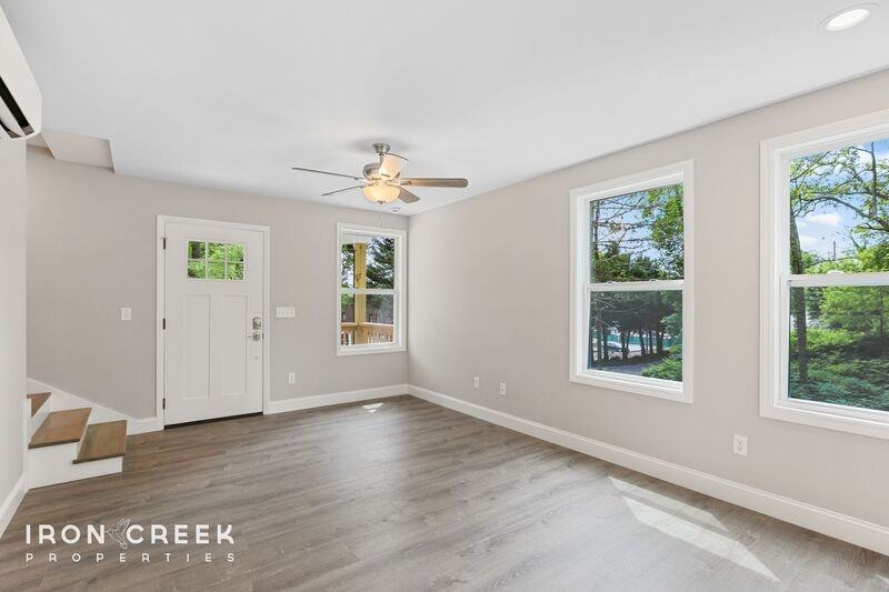55 Emma St - Photo 2 of 12