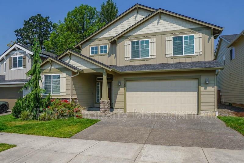 6301 N 89th Ave - Photo 2 of 46