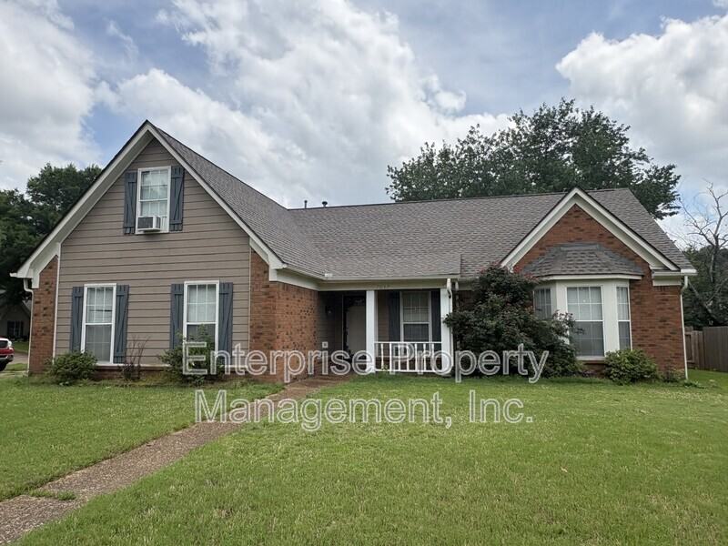 7037 Meadowlands Pl - Photo 3 of 26