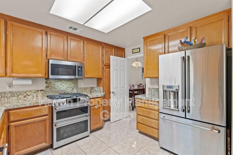 2866 Valcourt Way - Photo 5 of 16