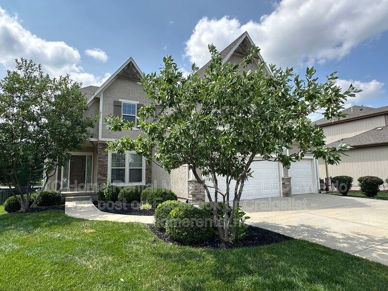 8608 W 165th Pl - Photo 3 of 47