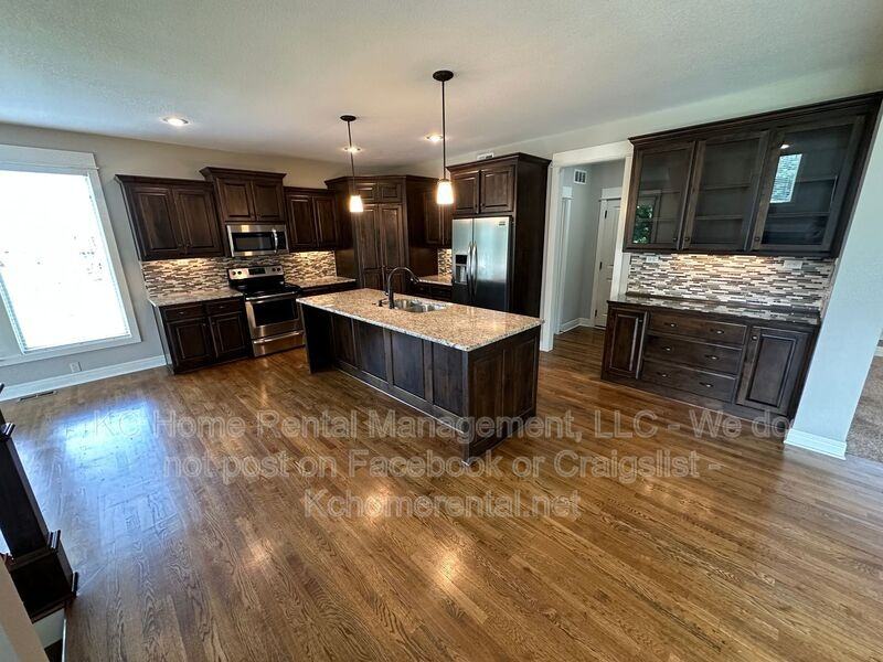 8608 W 165th Pl - Photo 7 of 47