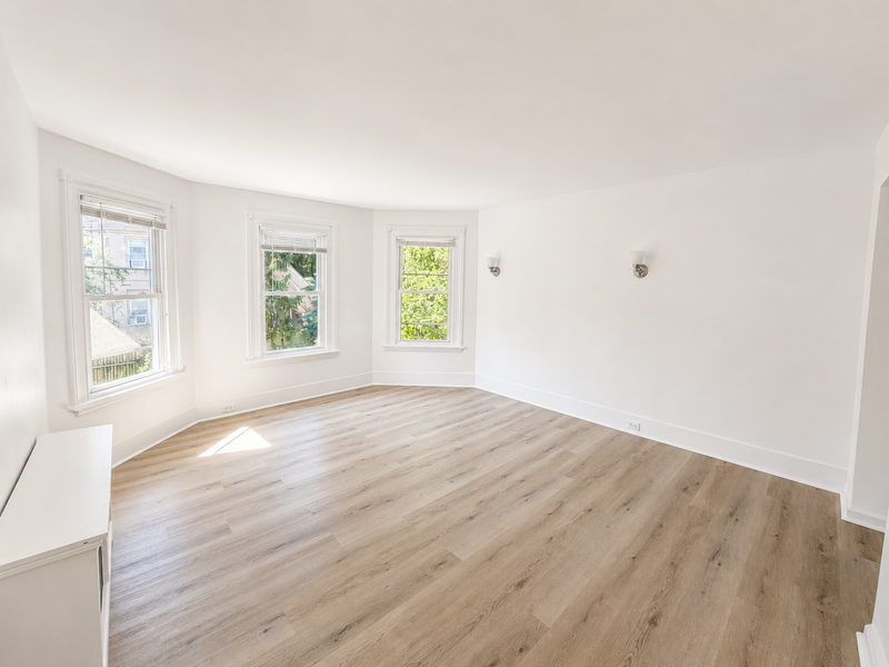 28 Marble St - Photo 3 of 7