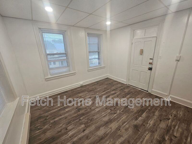 107 E Main St #3 - Photo 2 of 14