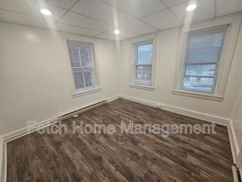 107 E Main St #3 - Photo 3 of 14