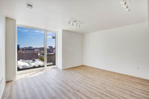 featured image of 911 Bryant St