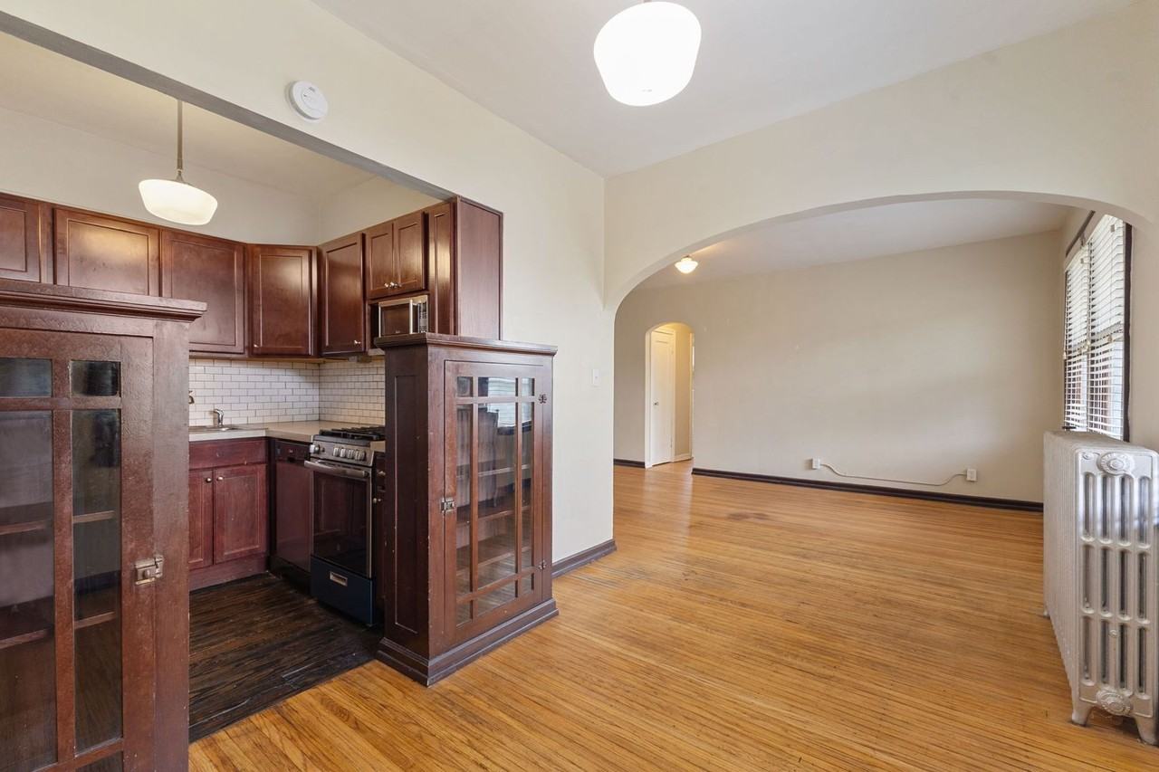 Butler Place Apartments - Photo 6 of 33