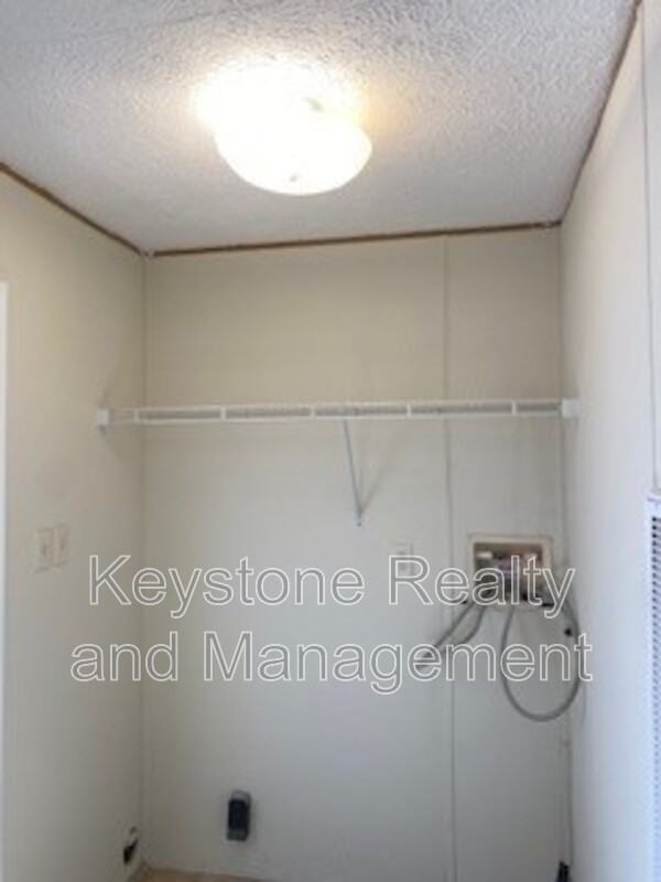106 Hercules Ct - Photo 4 of 9