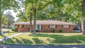 214 Dover Dr - Photo 1 of 1