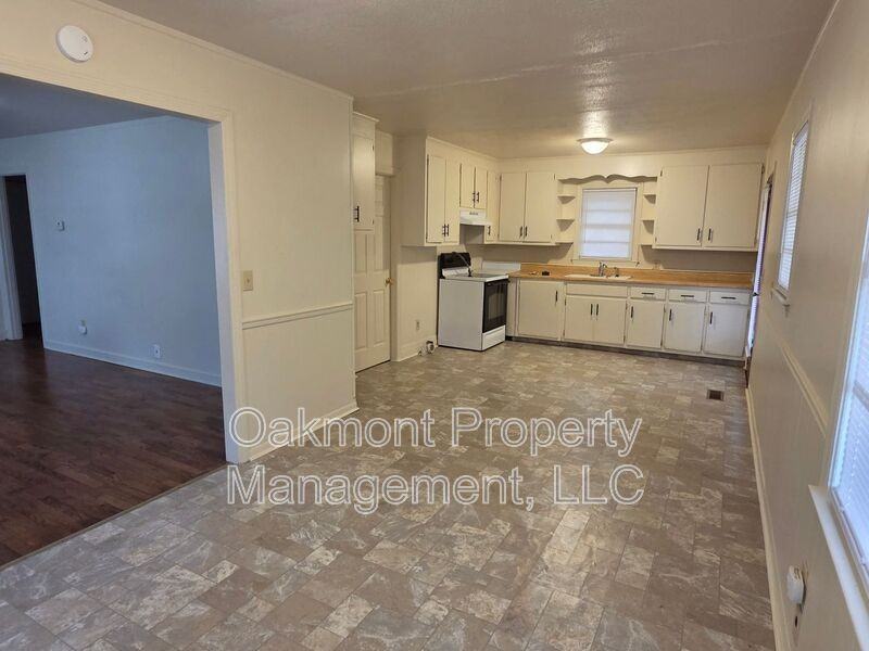 5313 Bayleaf Dr - Photo 5 of 15