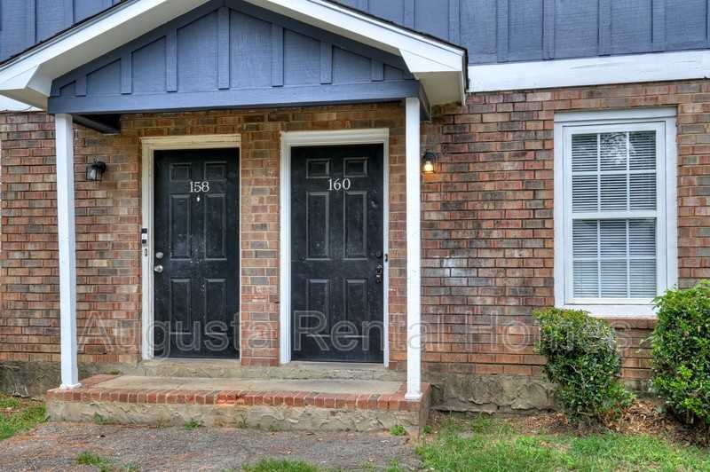 160 Chalet North Ct